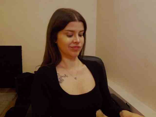 AryaJoliee webcam