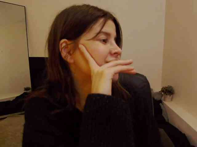 AryaJoliee webcam