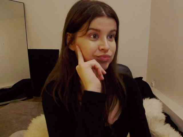 AryaJoliee webcam