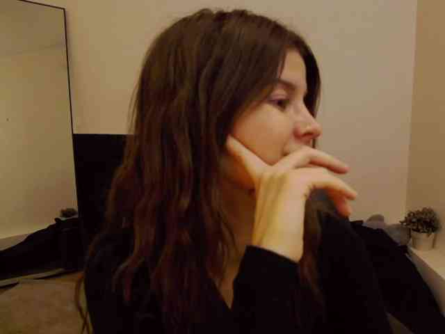 AryaJoliee webcam
