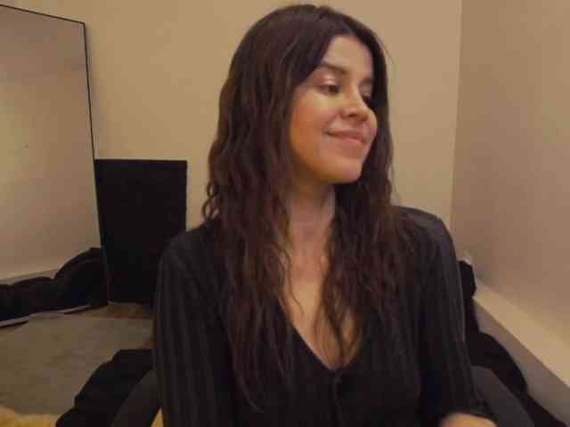 AryaJoliee
