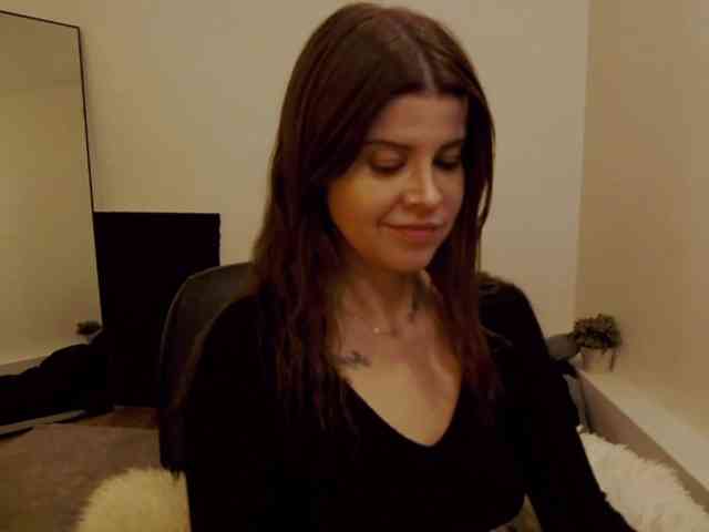 AryaJoliee webcam