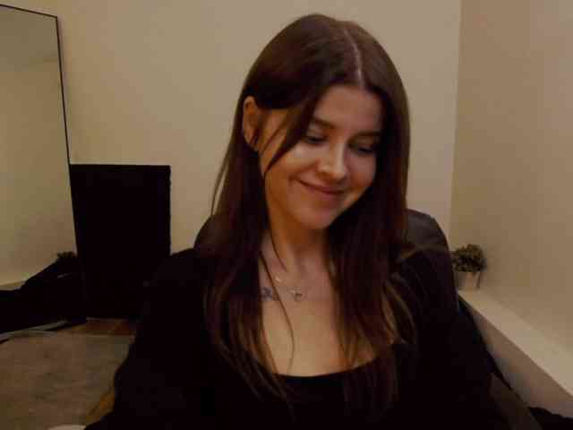 AryaJoliee webcam