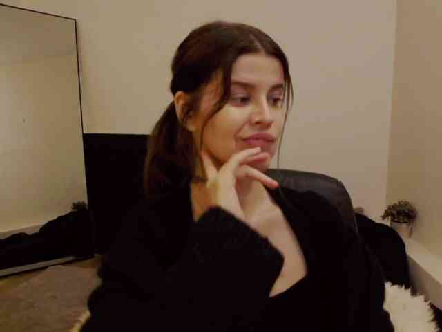AryaJoliee webcam