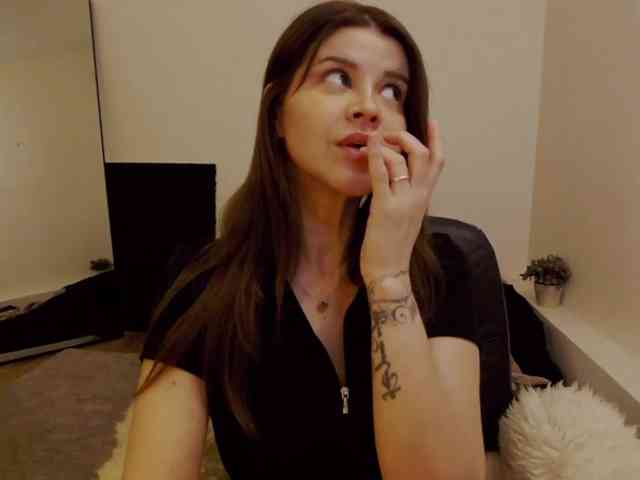 AryaJoliee webcam