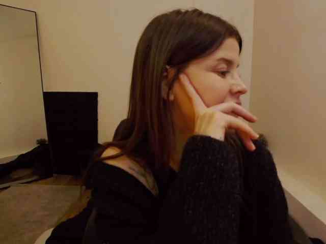 AryaJoliee webcam