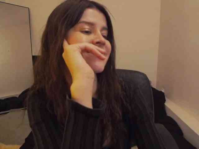 AryaJoliee webcam