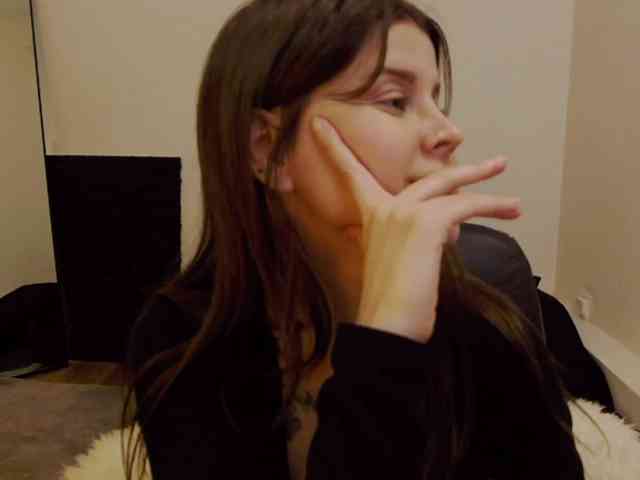 AryaJoliee webcam