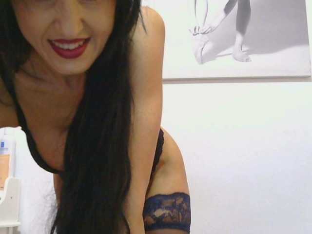 MilfSindy live cam on BongaCams