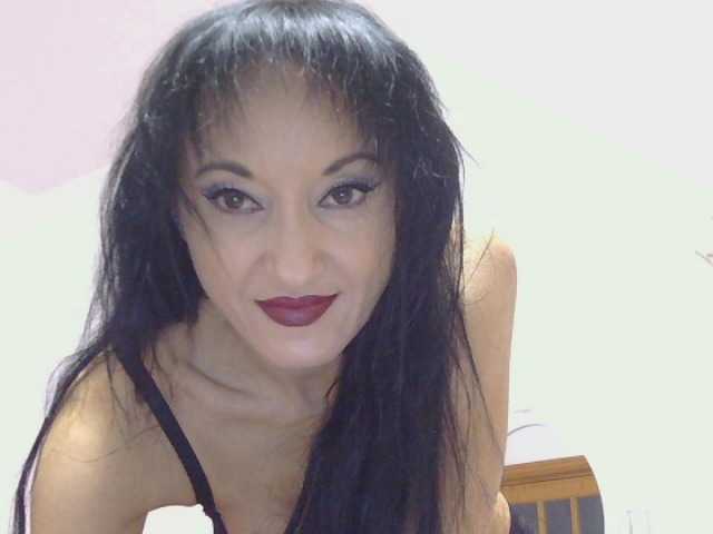 MilfSindy live cam preview