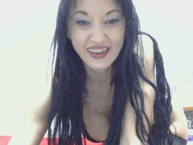 MilfSindy live cam on BongaCams