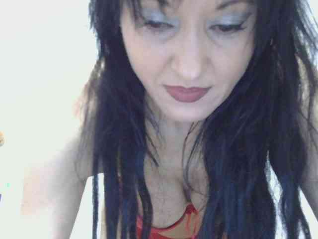 MilfSindy webcam