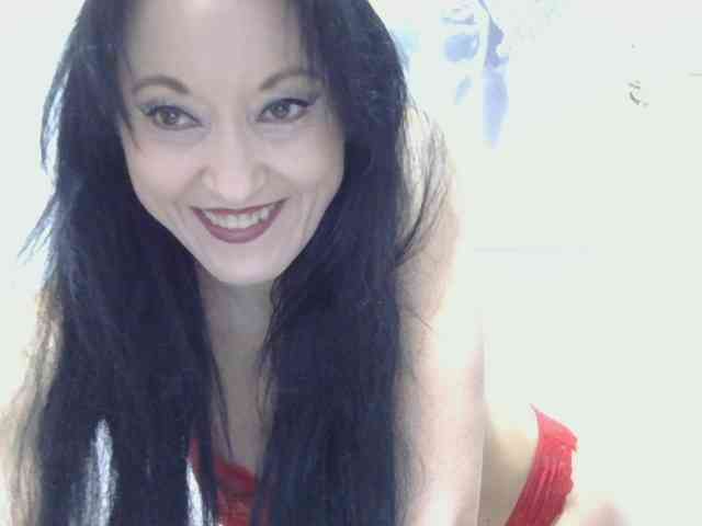 MilfSindy webcam