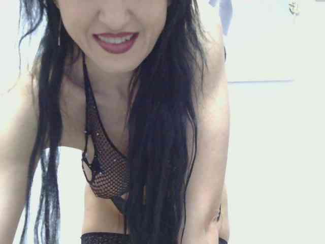 MilfSindy webcam
