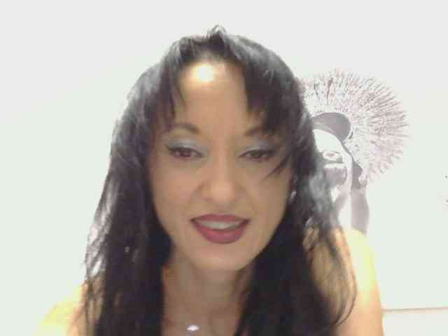 MilfSindy webcam