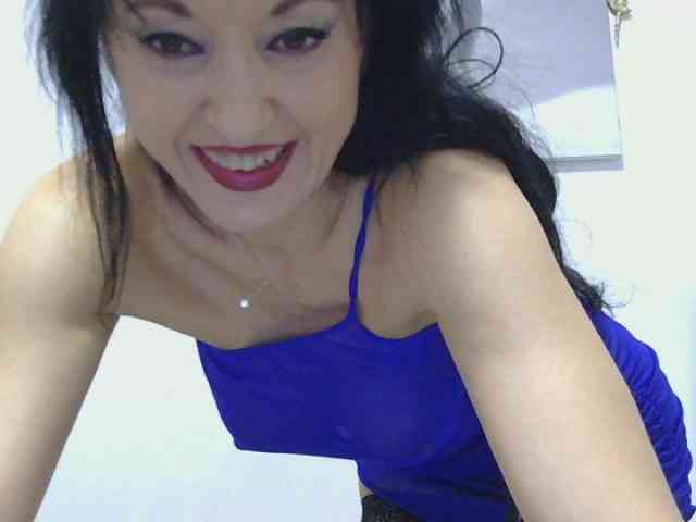 MilfSindy webcam