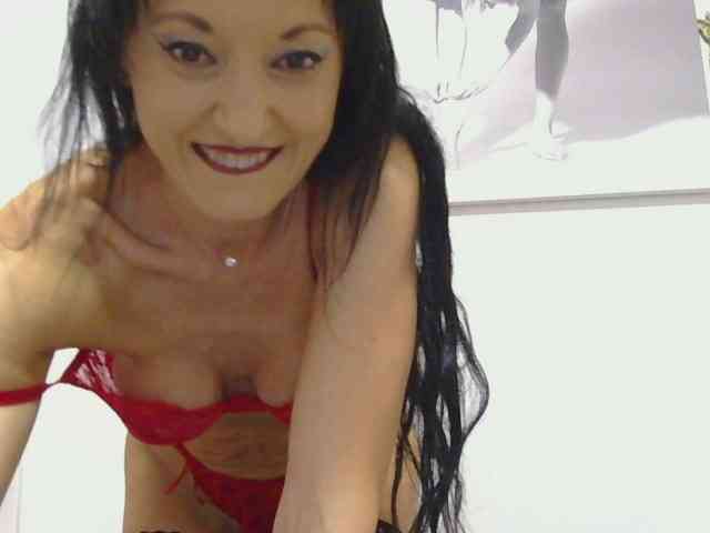 MilfSindy webcam