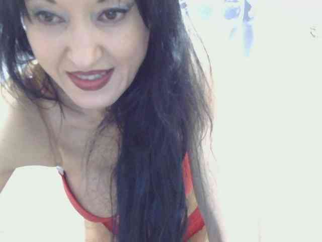 MilfSindy webcam