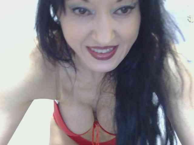 MilfSindy webcam