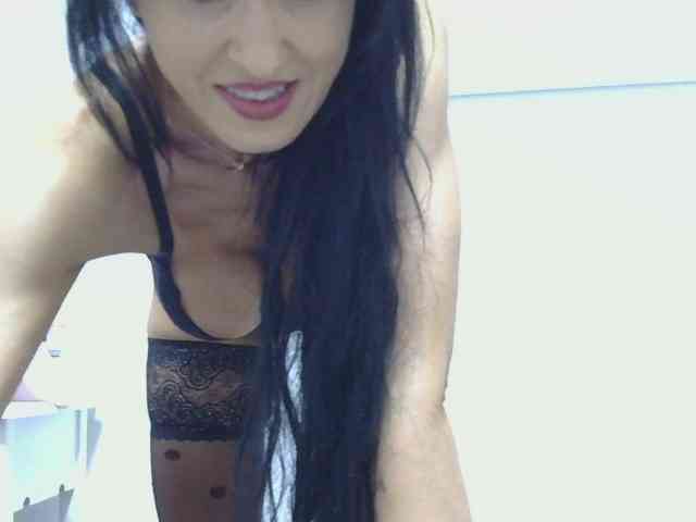 MilfSindy webcam