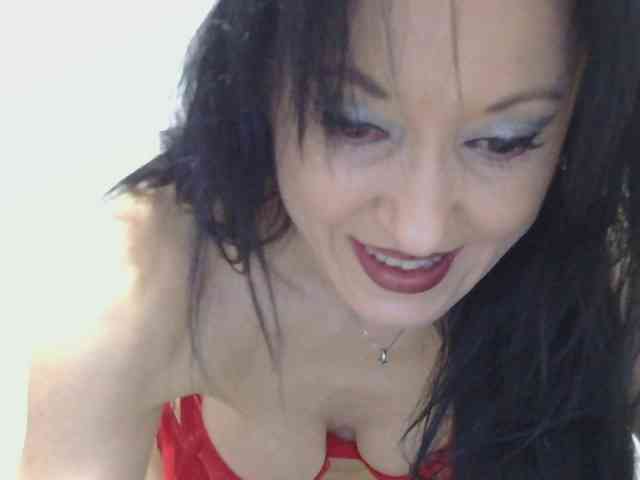 MilfSindy webcam