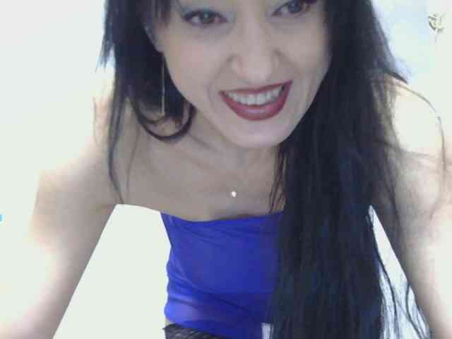 MilfSindy webcam
