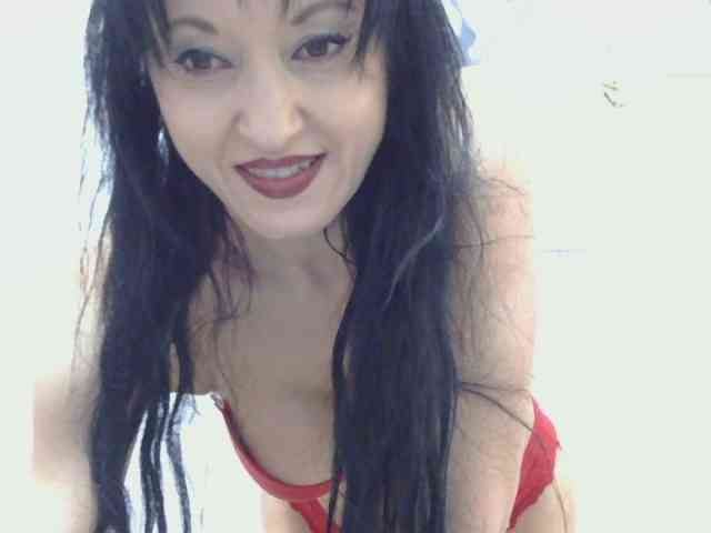 MilfSindy webcam