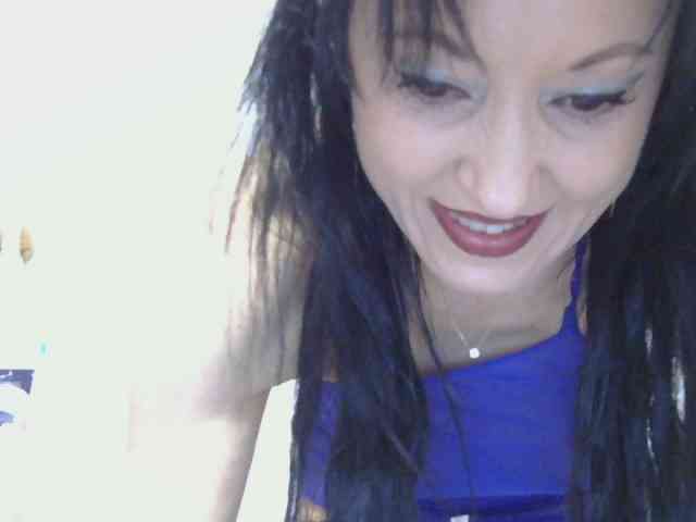 MilfSindy webcam