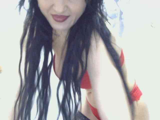 MilfSindy webcam