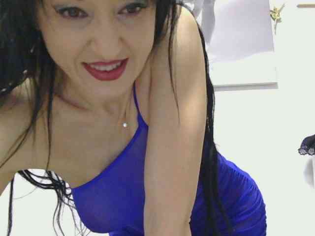 MilfSindy webcam
