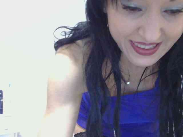 MilfSindy webcam