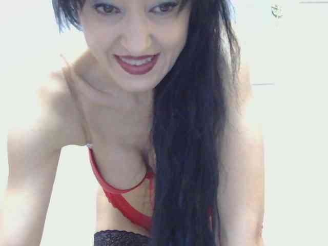 MilfSindy webcam
