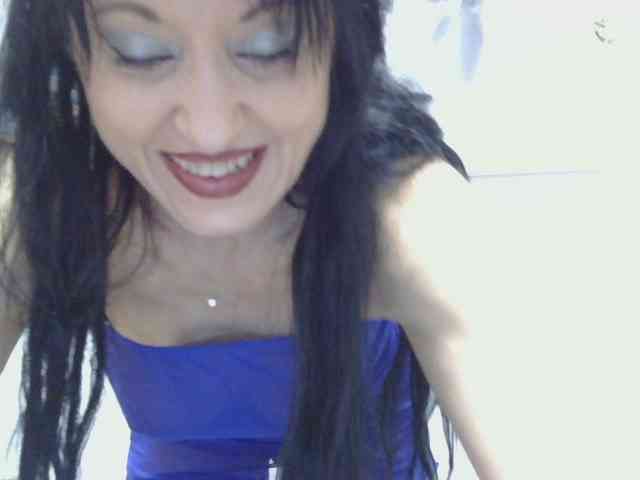 MilfSindy webcam