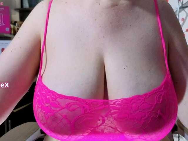 KmilleX live cam on BongaCams