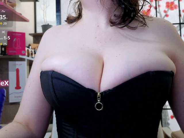 KmilleX live cam on BongaCams