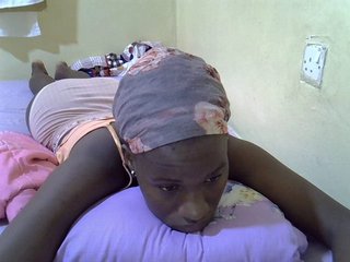 sexxy-maya1's Live Webcam