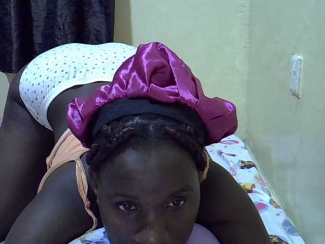 sexxy-maya1 live cam on BongaCams