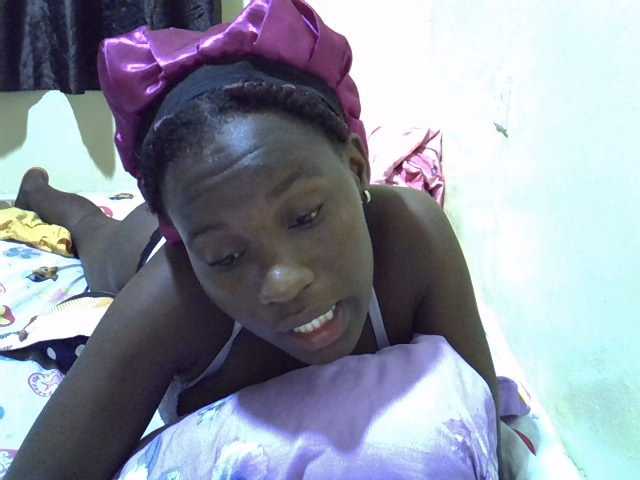 sexxy-maya1 live cam on BongaCams