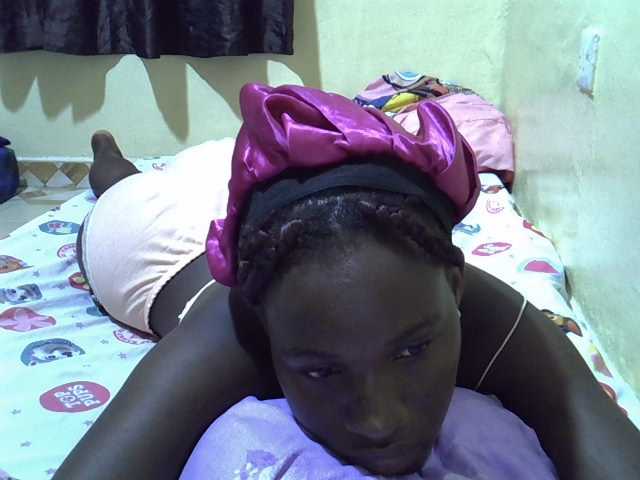 sexxy-maya1 live cam