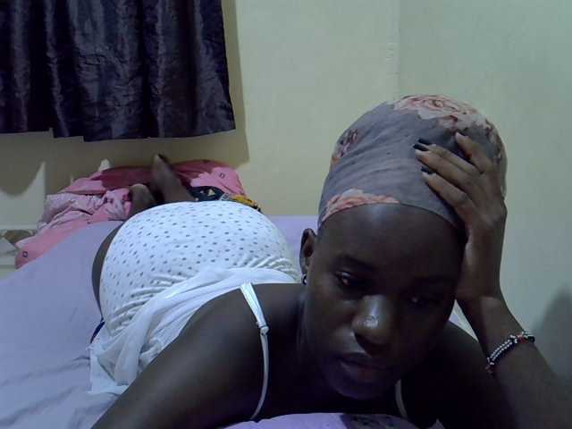 sexxy-maya1 live cam on BongaCams