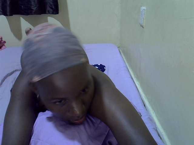 sexxy-maya1 live cam on BongaCams