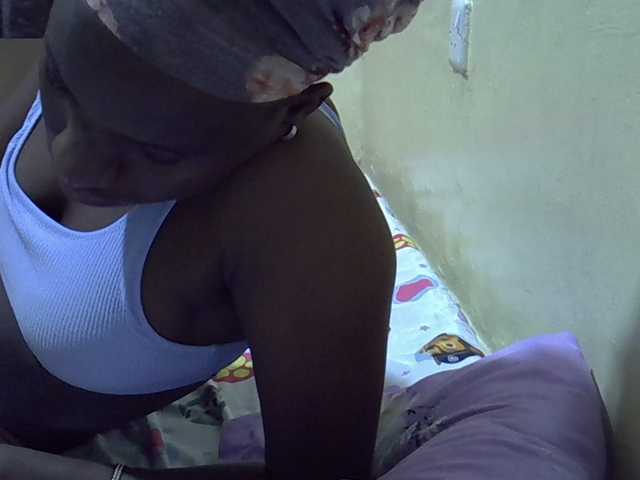 sexxy-maya1 live cam on BongaCams