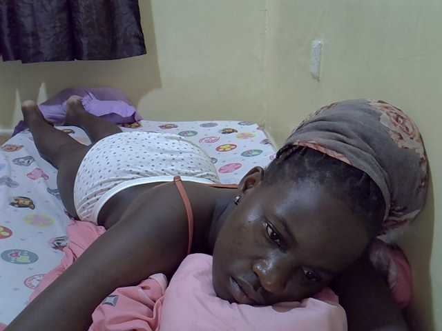 sexxy-maya1 live cam on BongaCams