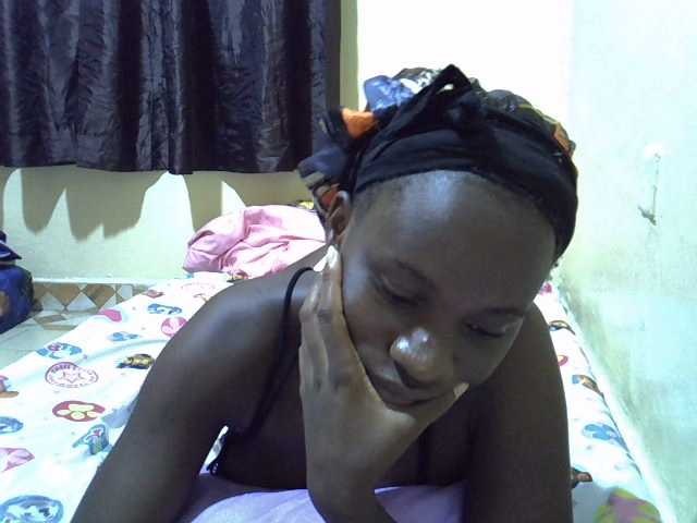 sexxy-maya1 live cam on BongaCams