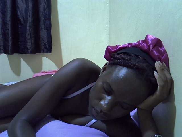sexxy-maya1 live cam on BongaCams