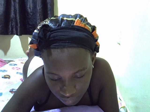 sexxy-maya1 live cam on BongaCams