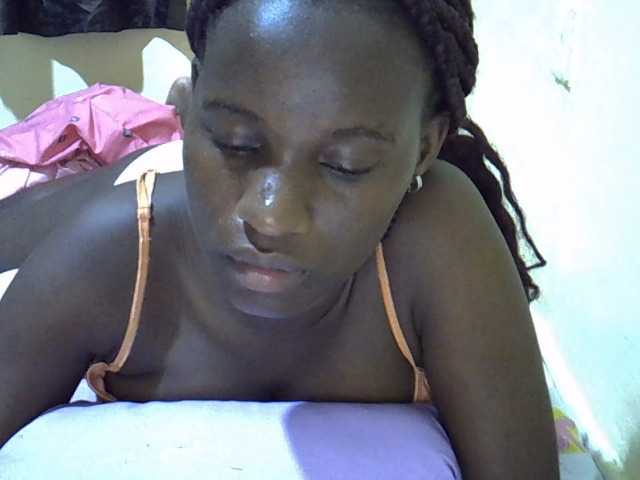 sexxy-maya1 live cam on BongaCams