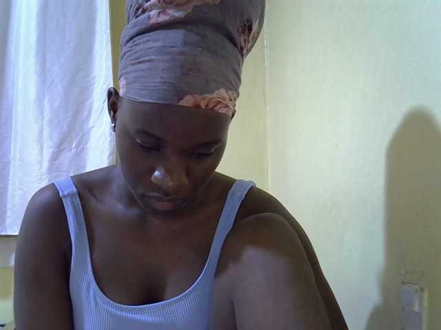 sexxy-maya1 live cam on BongaCams