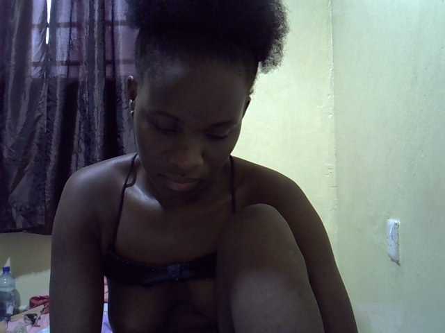sexxy-maya1 live cam on BongaCams