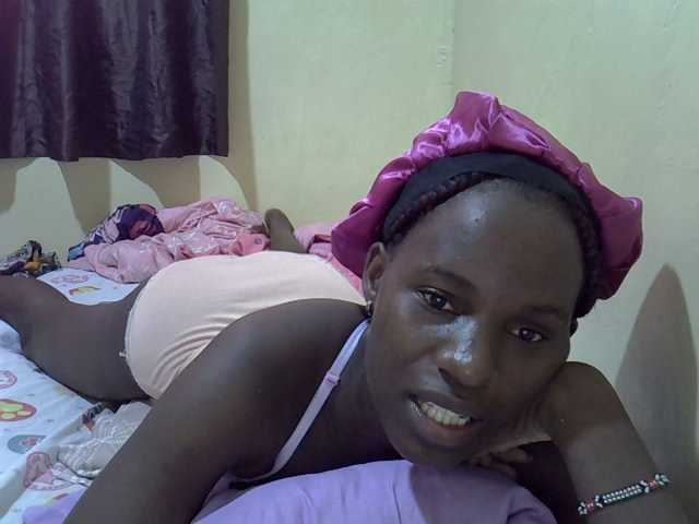 sexxy-maya1 live cam on BongaCams